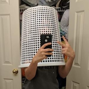 Meet your Posher, Bella